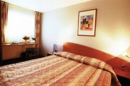 Hotel Timhotel Nation Parigi