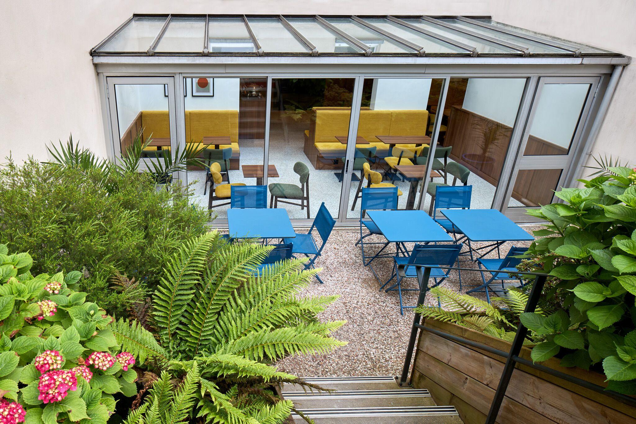 Hotel Timhotel Nation 3*