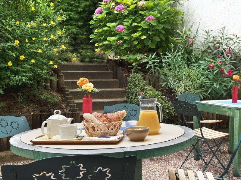 Hotel Timhotel Nation 3*